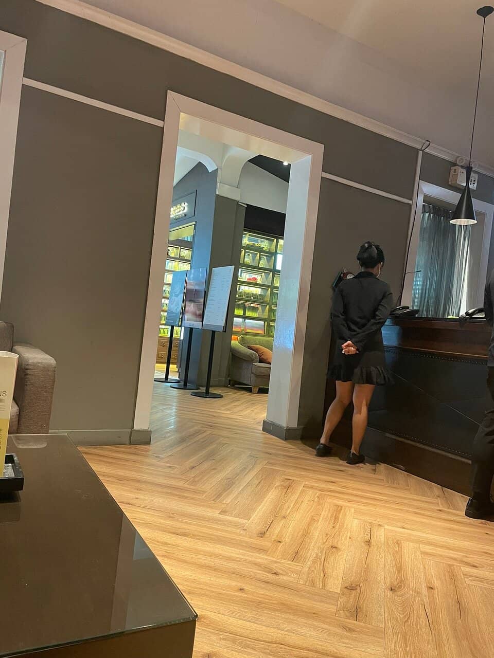 Chic Interior Ambiance