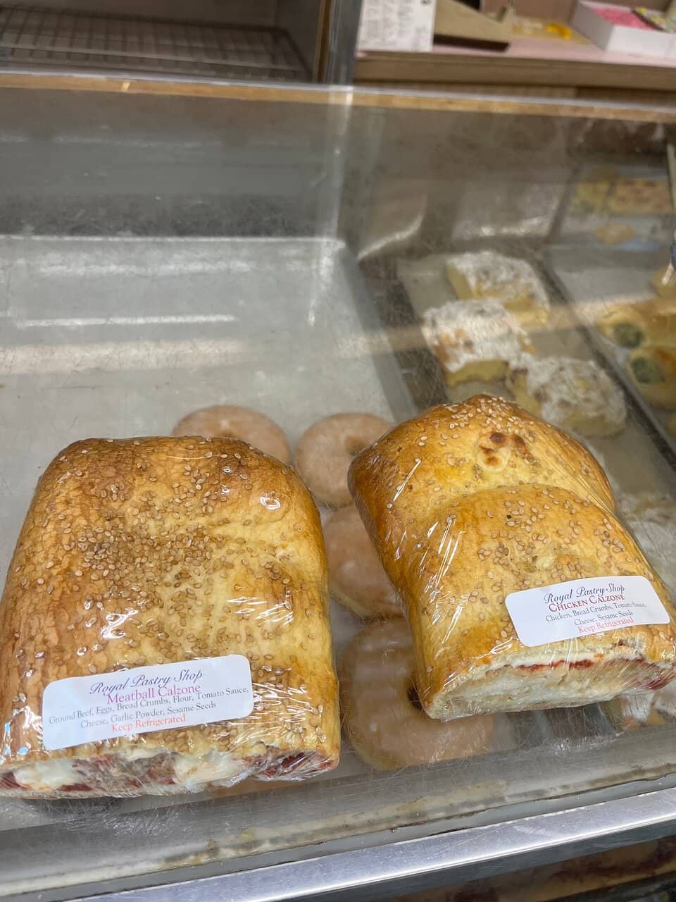 Custom Cakes for Celebrations