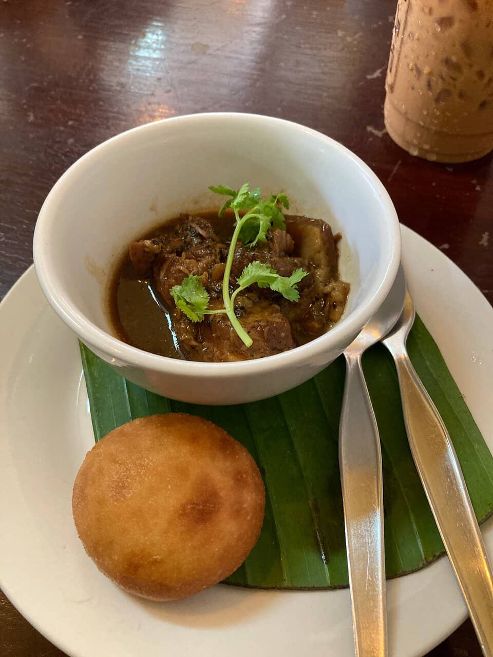 Local Buzz & Atmosphere