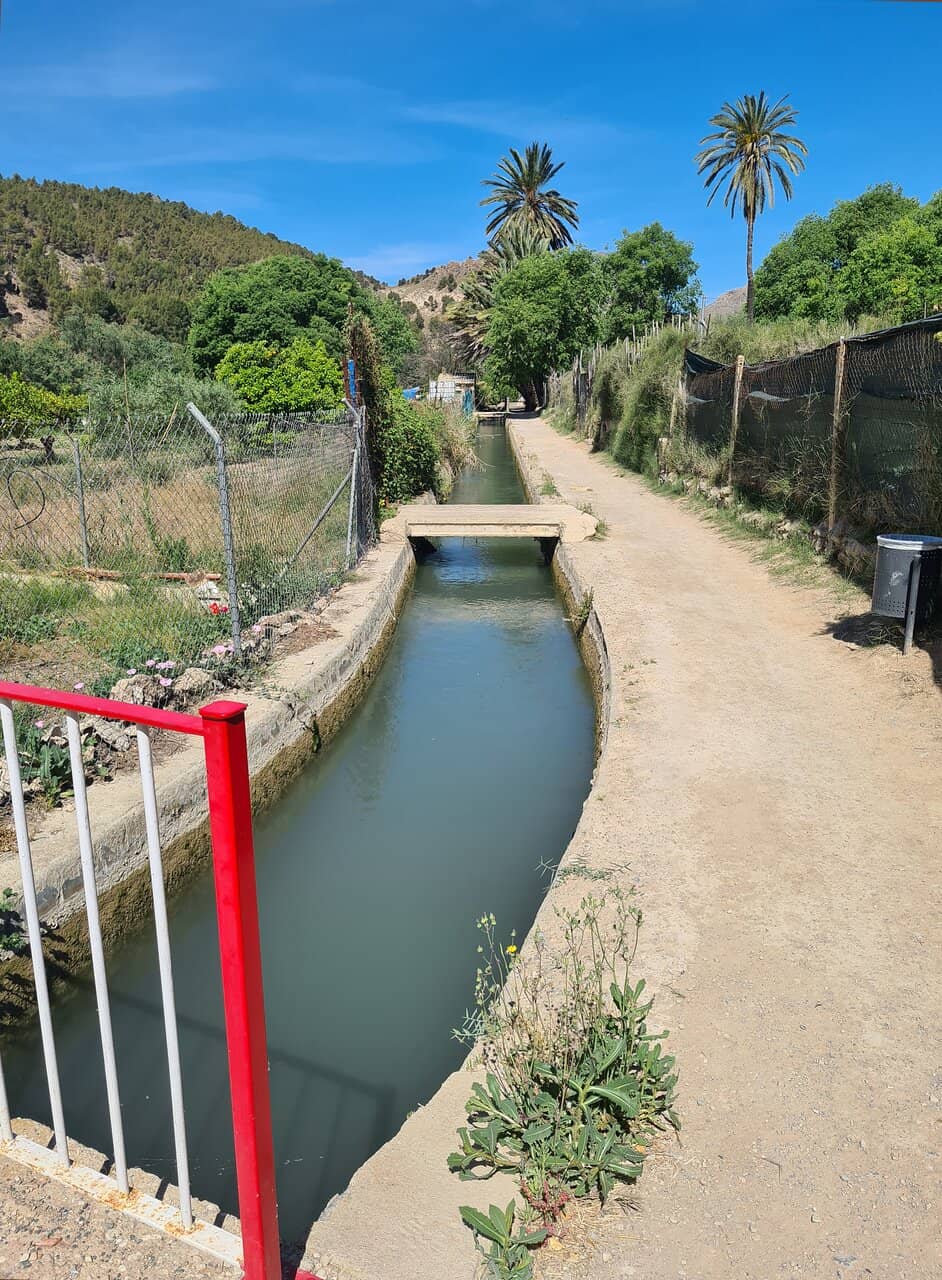 Scenic River Valley Walk