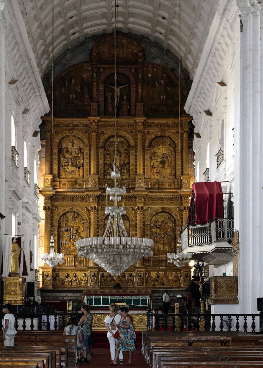 Grand Interiors
