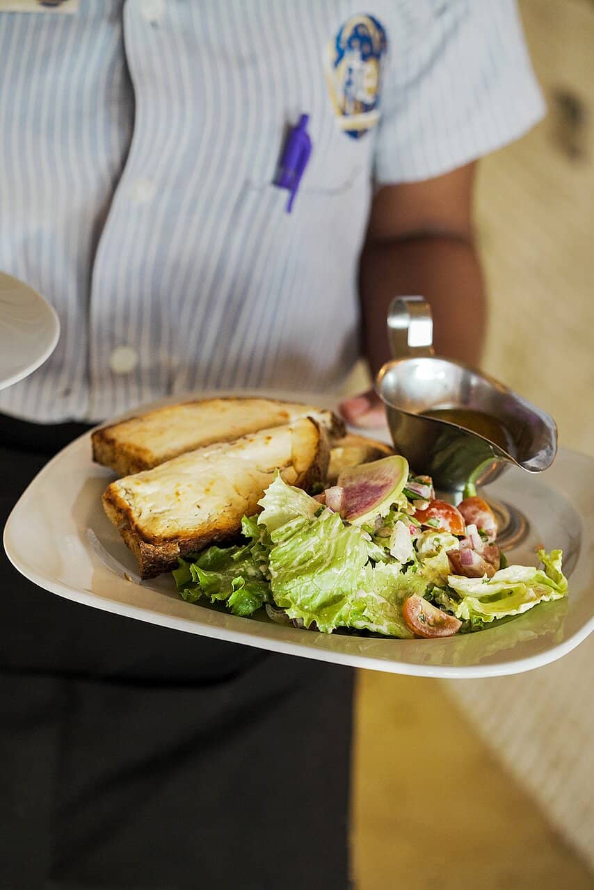 European-Inspired Cuisine with Mexican Twists