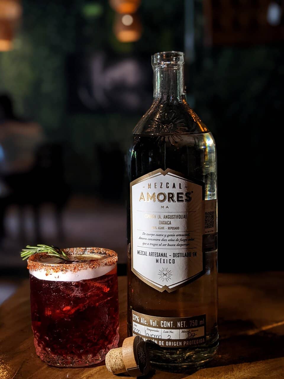 Vibrant Atmosphere & Ambiance