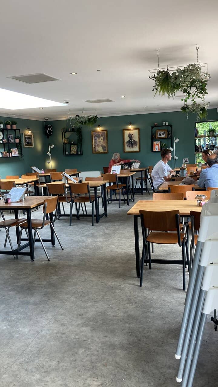No 92 Coffee Lounge