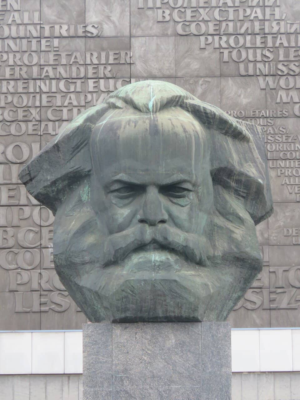 Multilingual Quote Wall