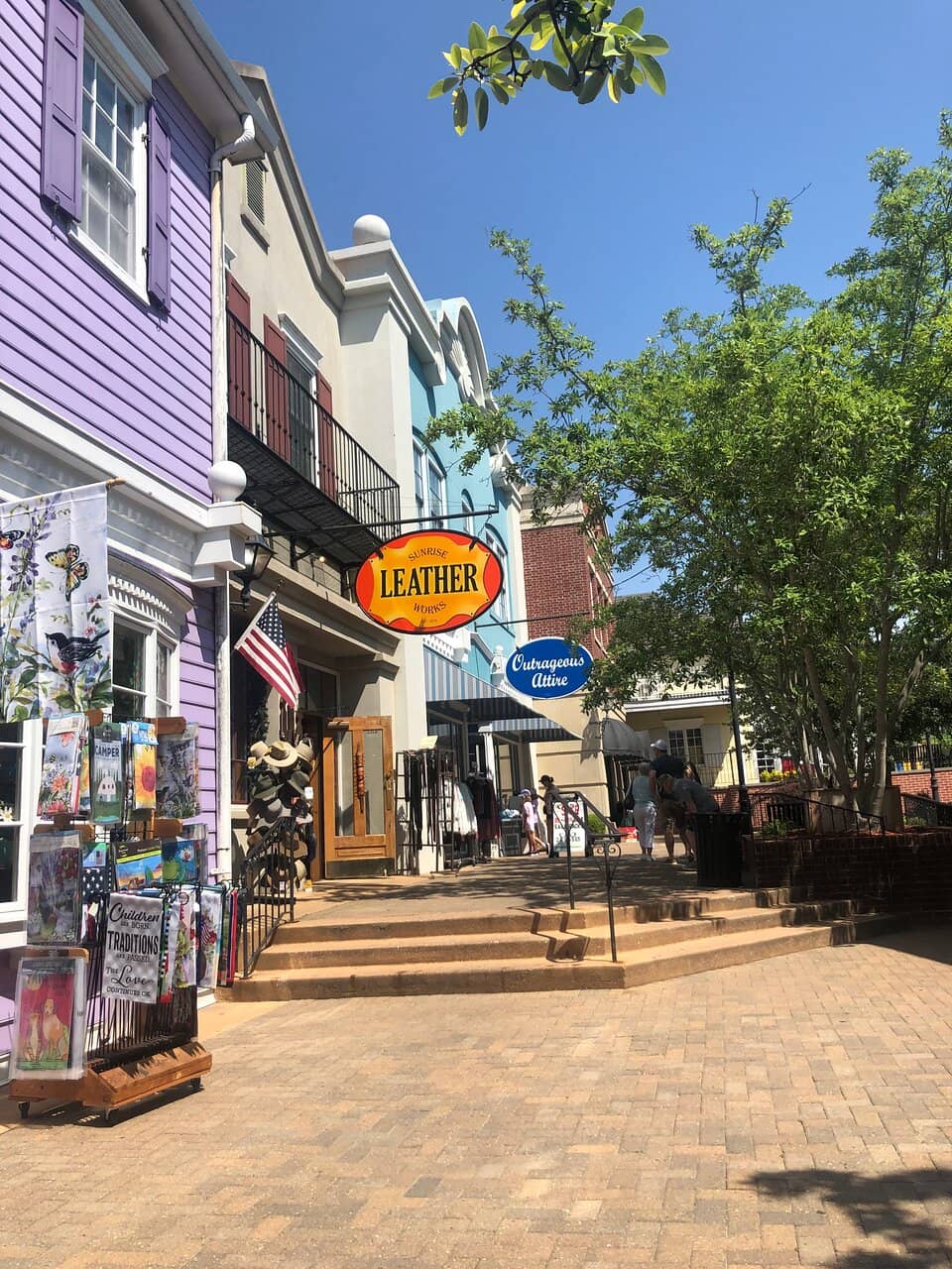 Artisan Shops & Specialty Foods