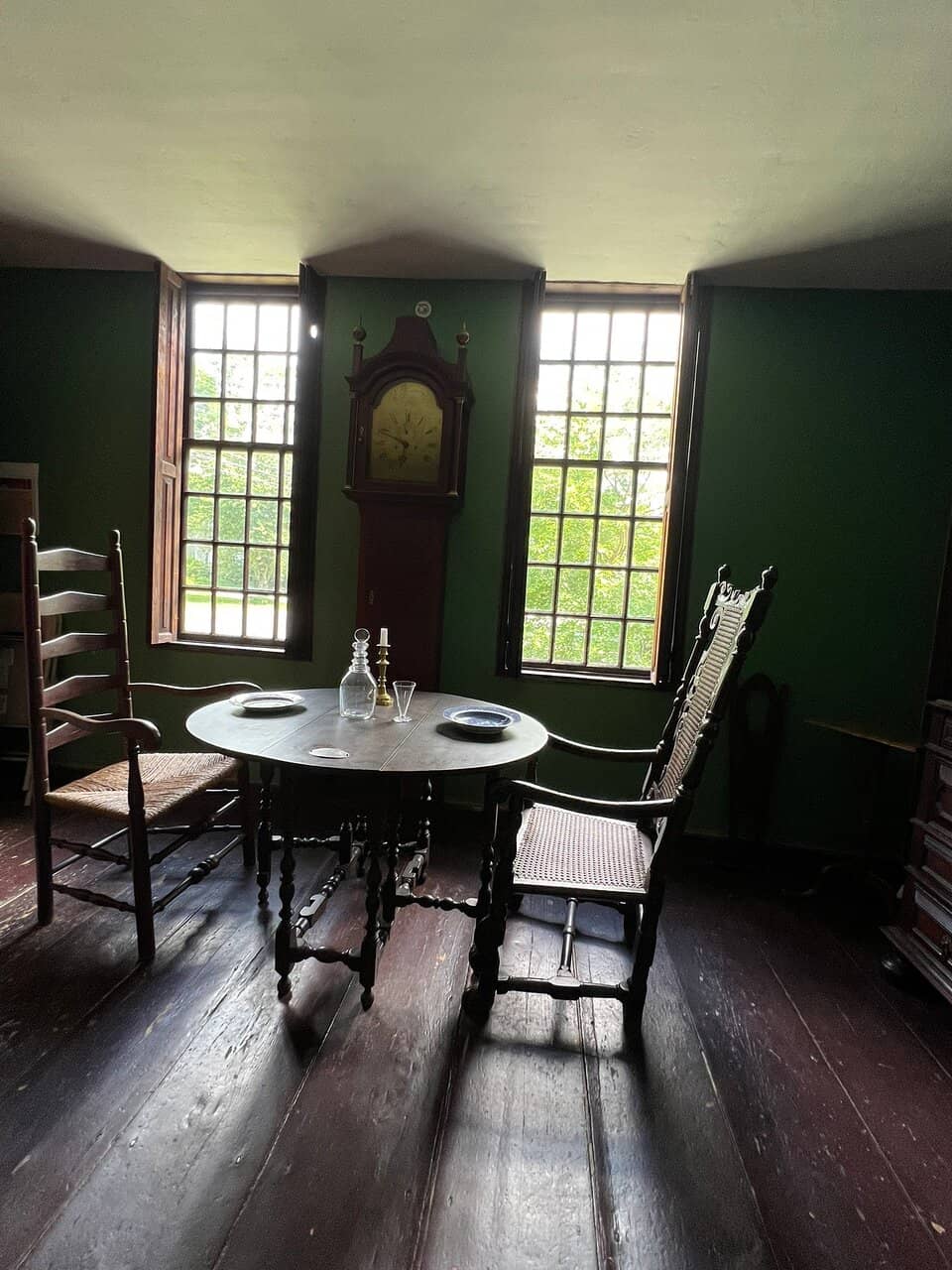 Knowledgeable Tour Guides