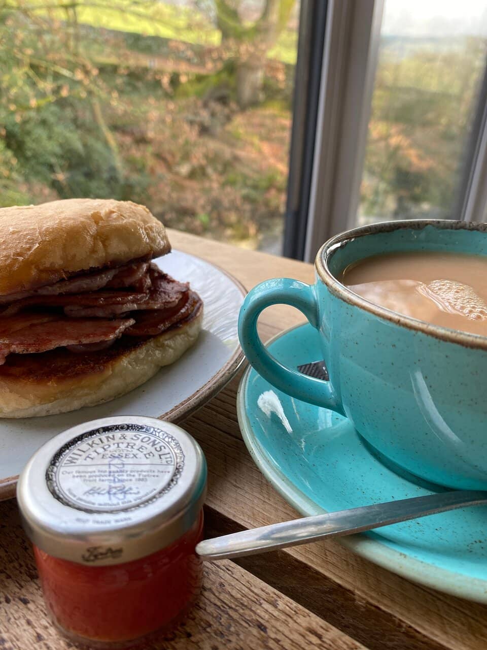 Glass-Floored Cafe Views