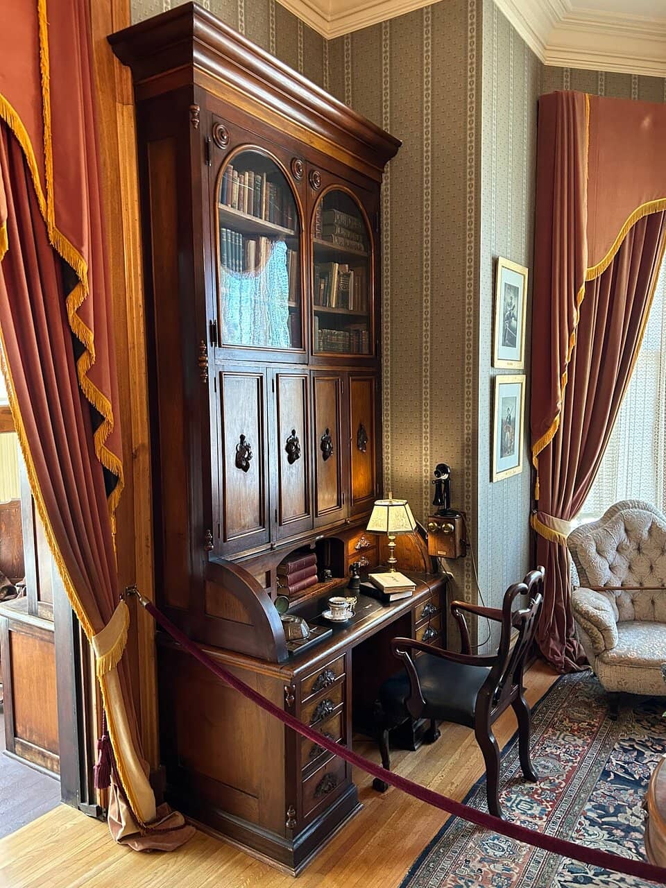 Victorian Furnishings