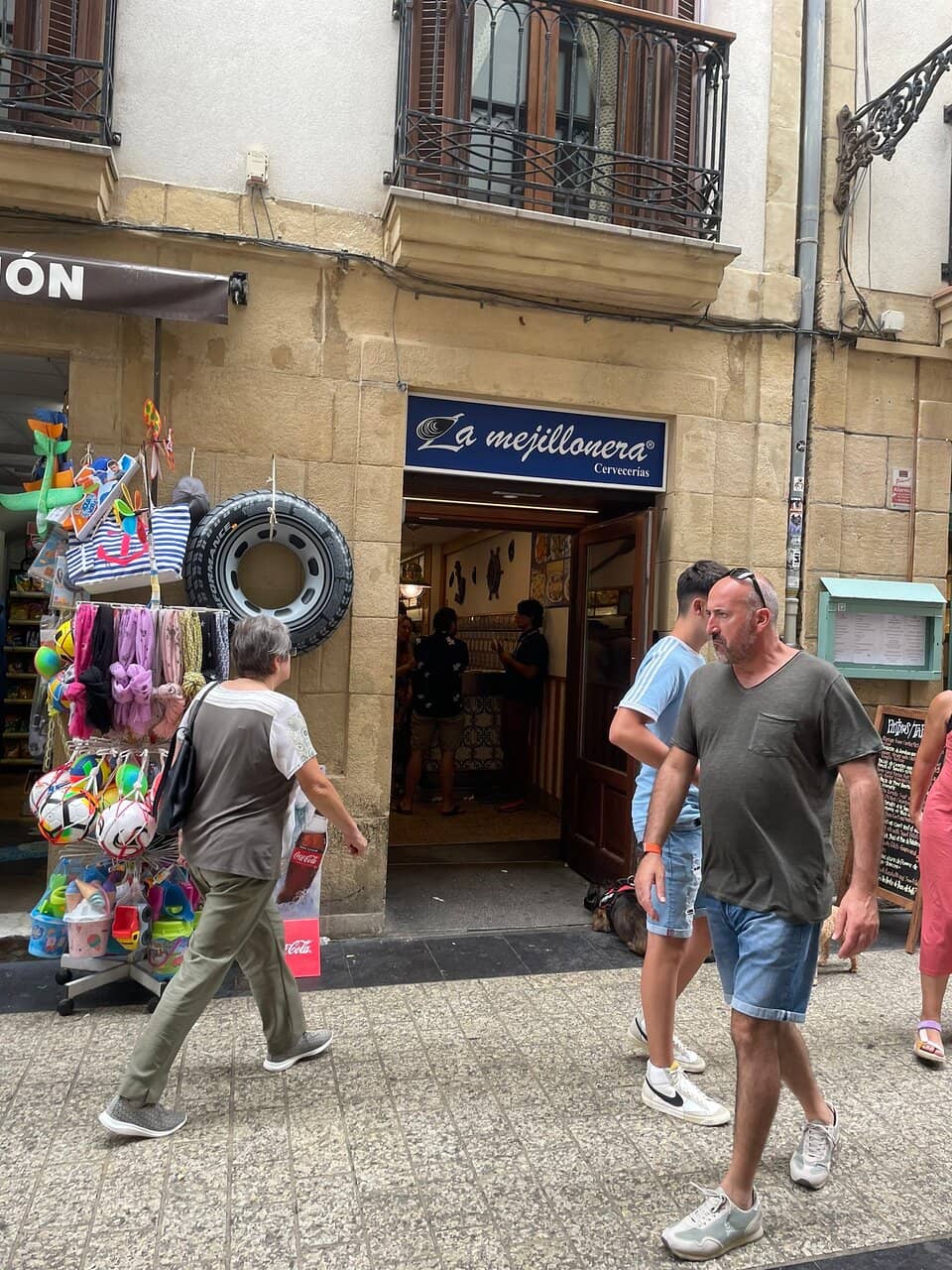 Lively Tapas Bar Experience