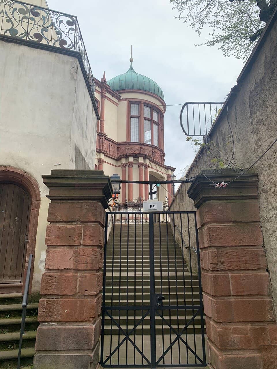 First Floor Restaurant