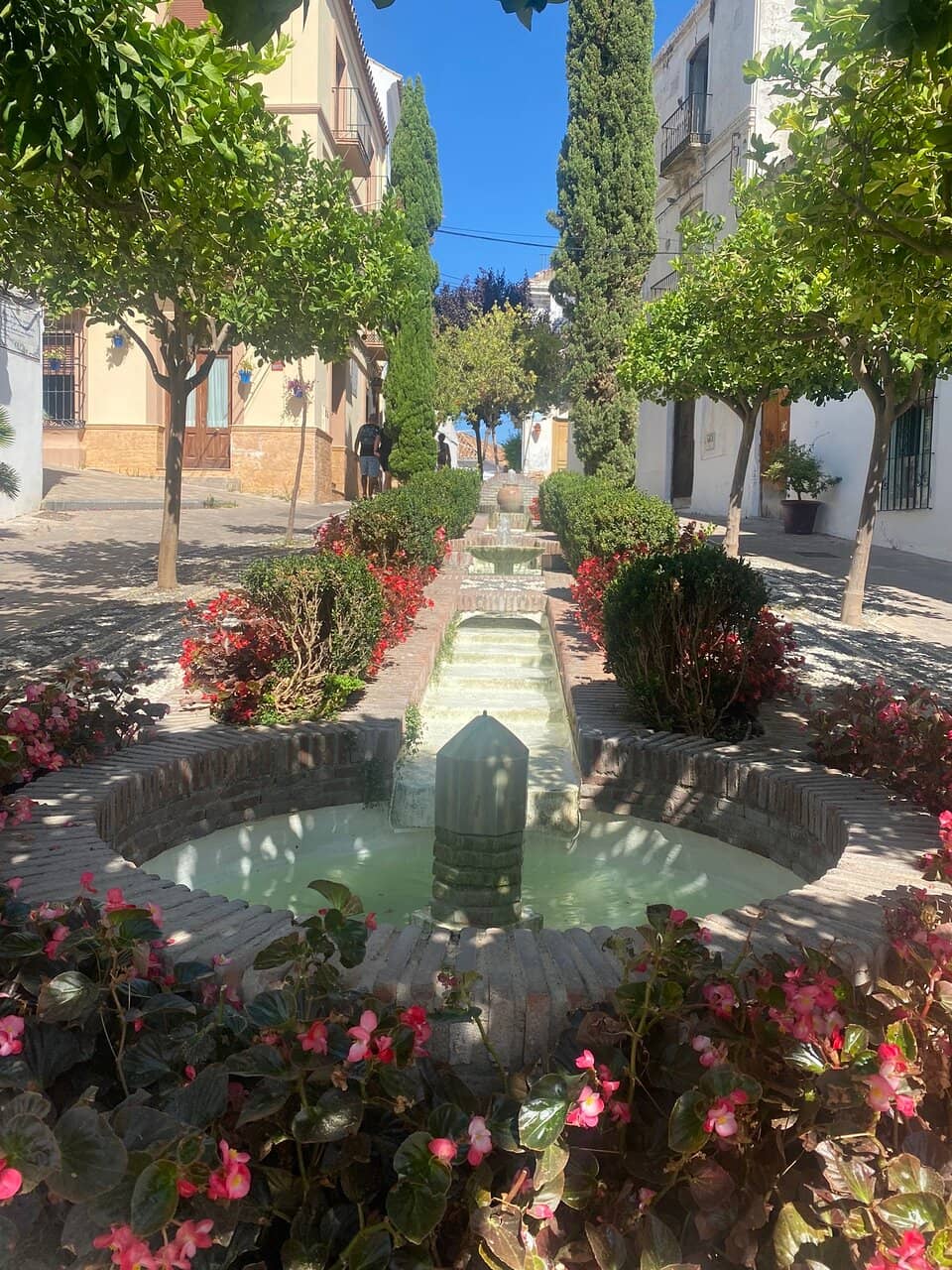 Handmade Ceramics & Crafts