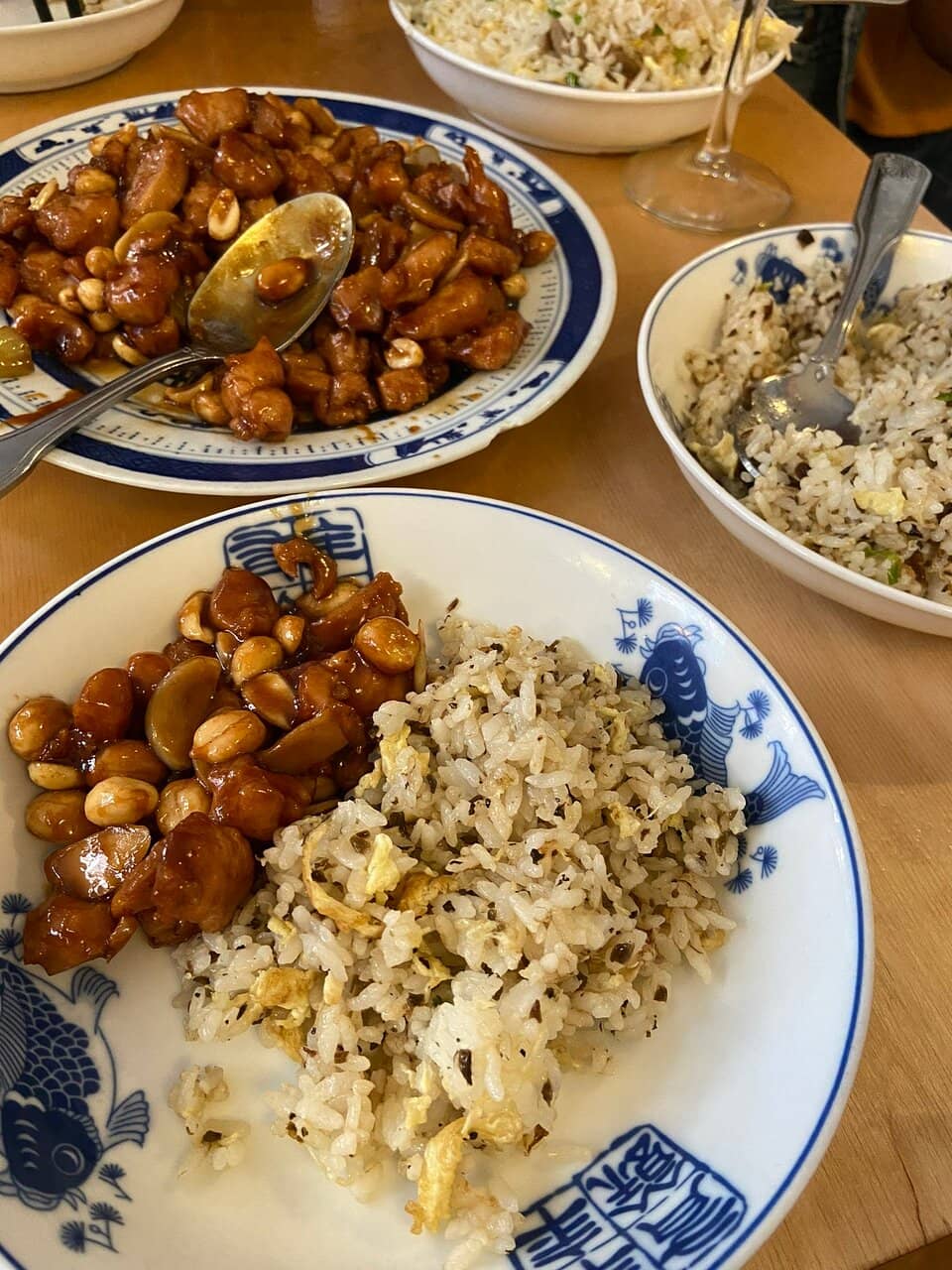 Modern & Inviting Atmosphere