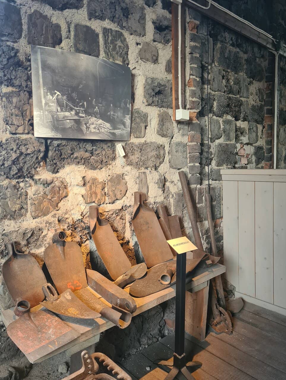 Craft Markets & Artisan Shops