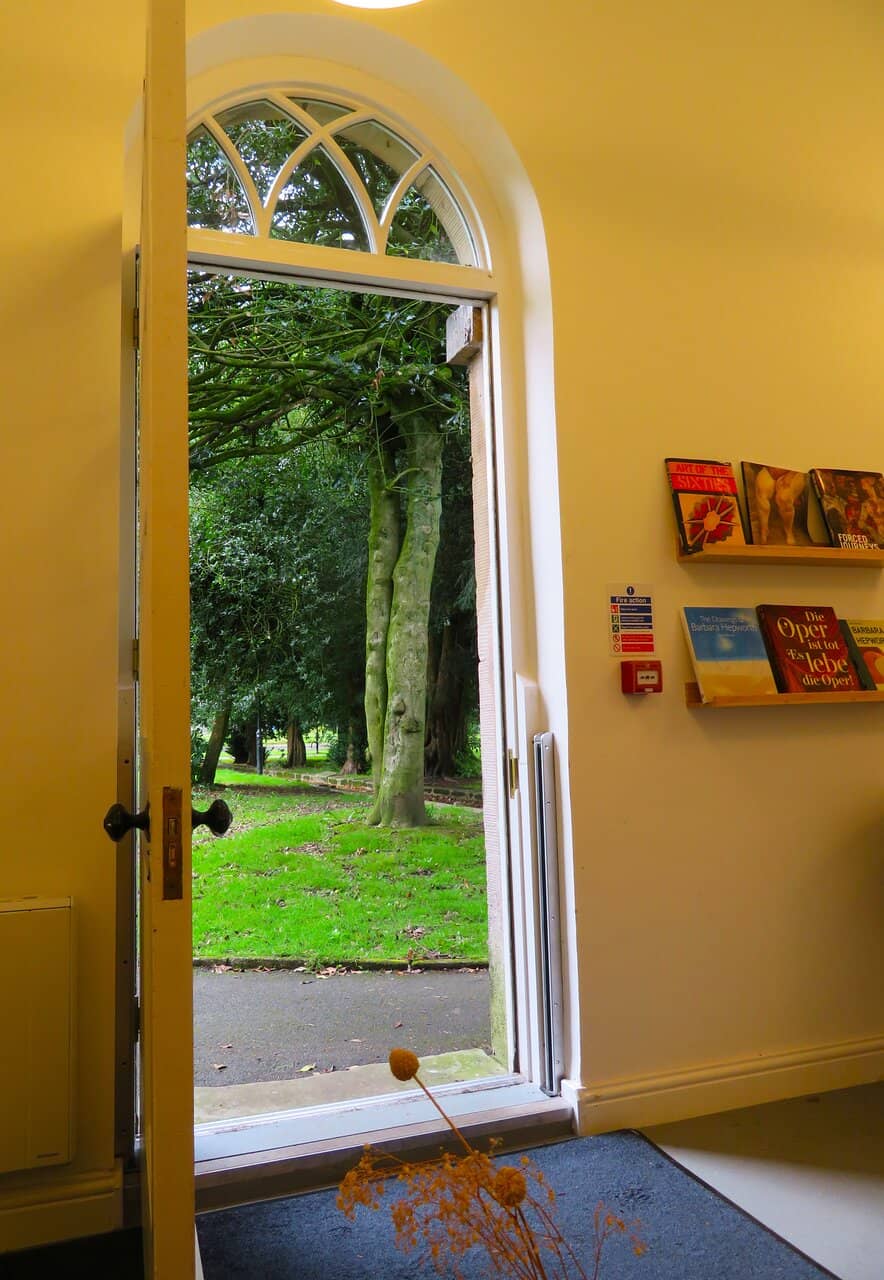 Contemporary Exhibitions