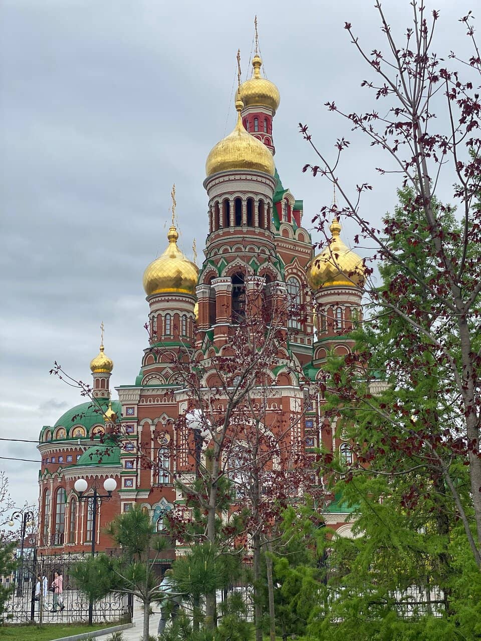 Harmonious Architectural Setting
