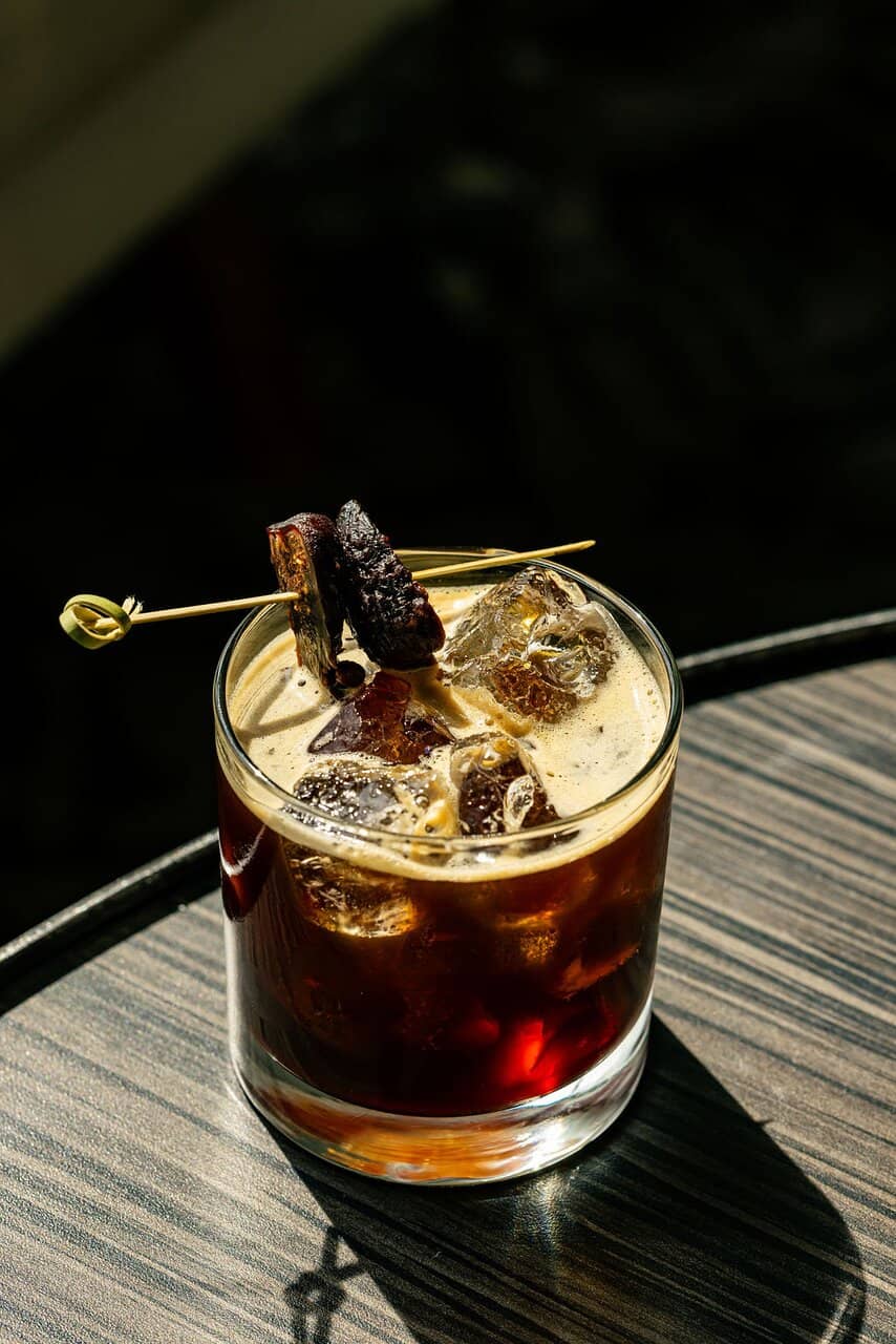 Craft Cocktails & Ambiance