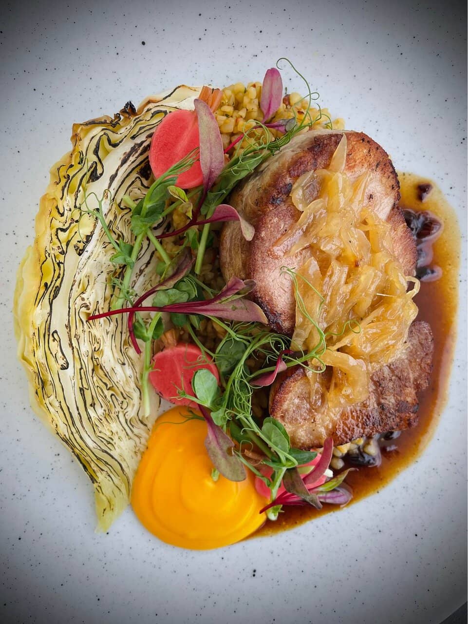 Charming Garden Ambiance