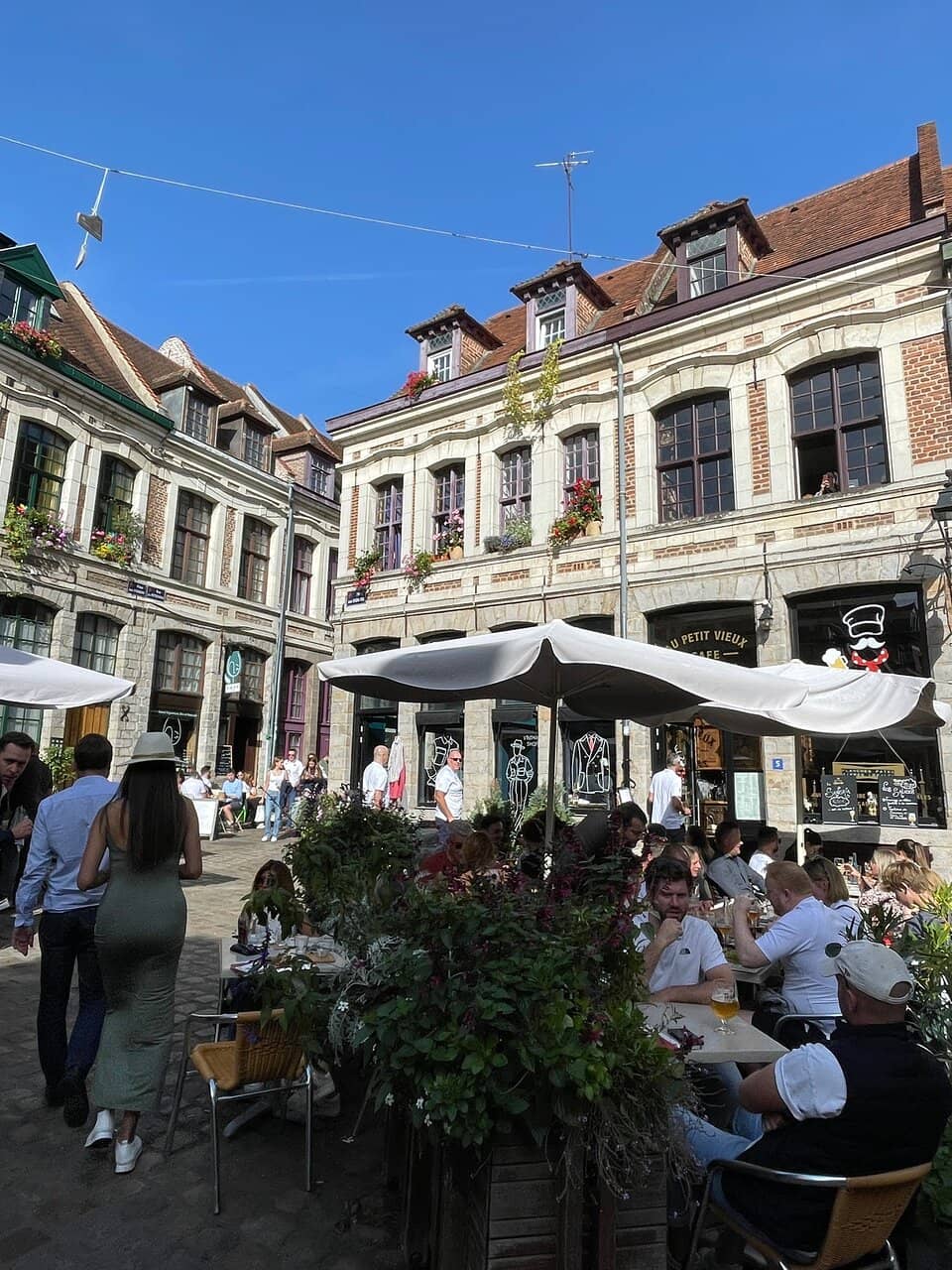 Local Ambiance