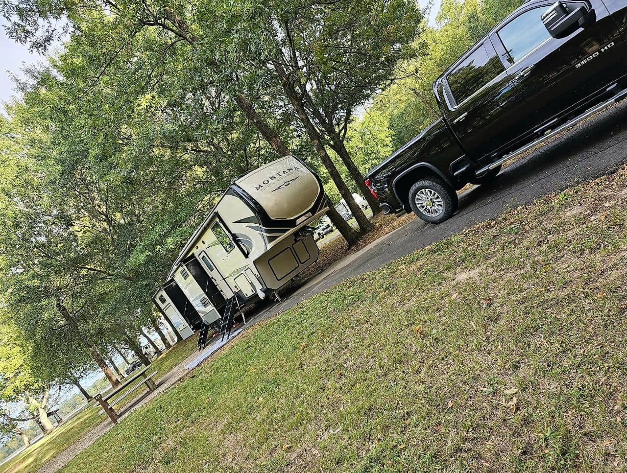 Pinnacle Mountain Proximity