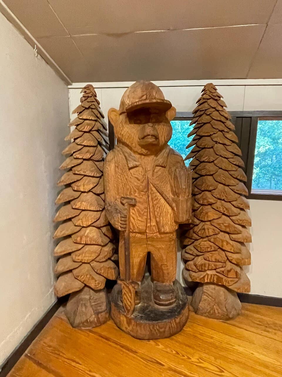 Wood Art & Dioramas