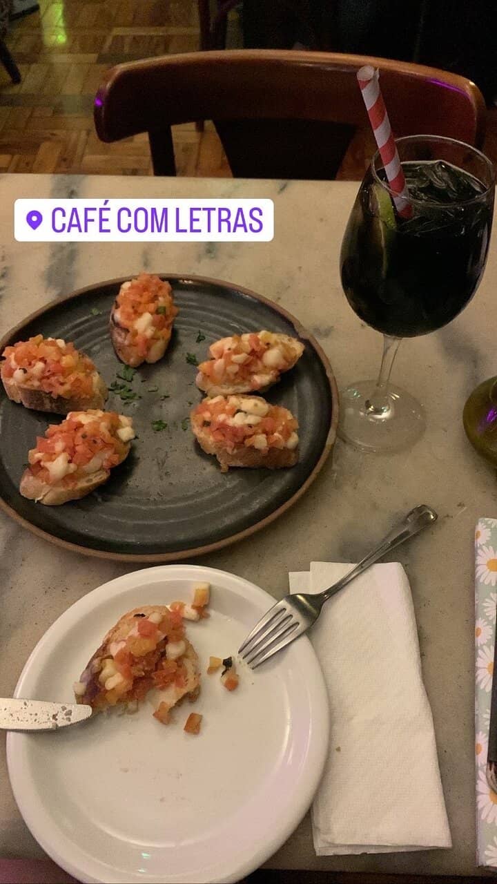 Live Jazz & Cozy Ambiance