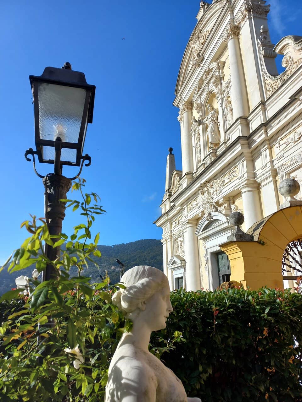 Elegant Villa Interiors