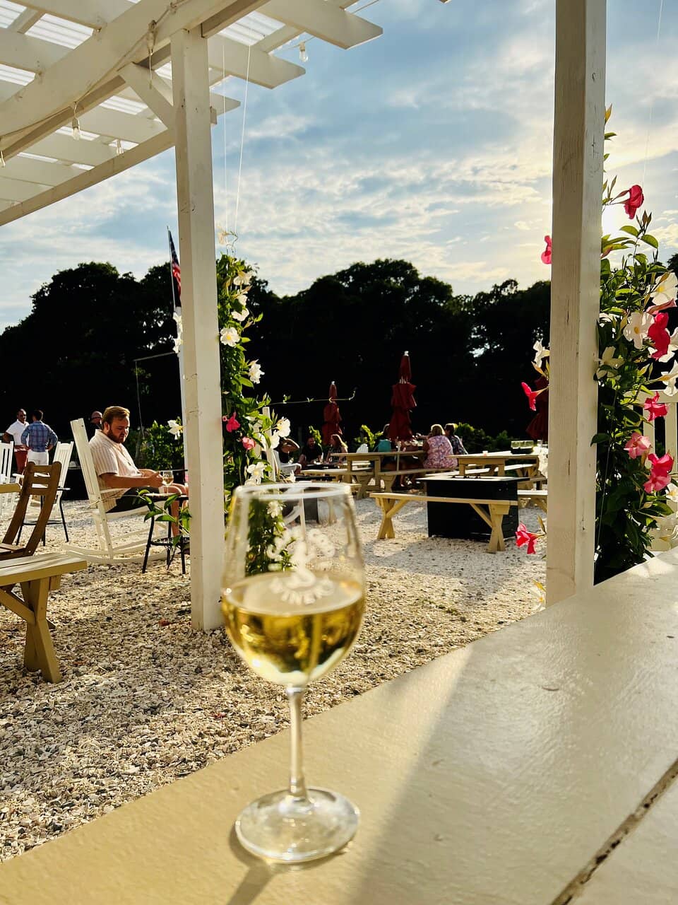 Live Music & Relaxed Ambiance