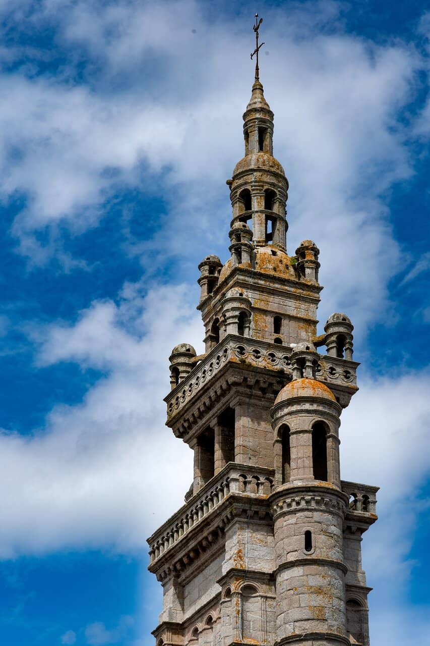 Local Cafes & Eateries