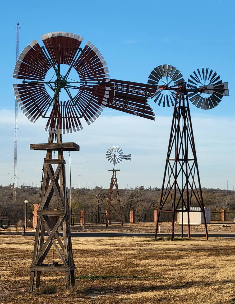 Outdoor Windmill Walk