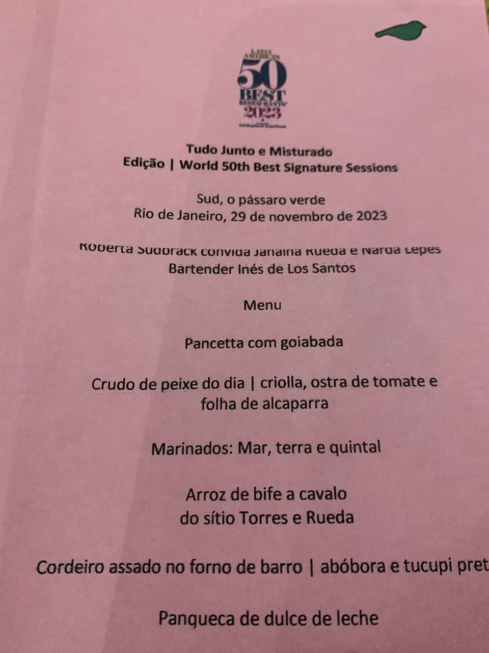 Cozy and Artistic Ambiance