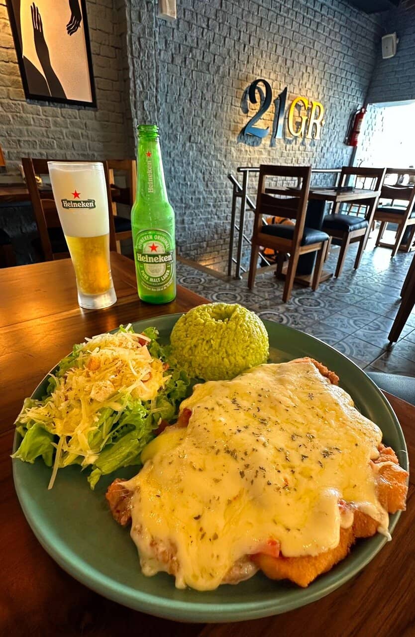 Puerto Santa Ana Architecture