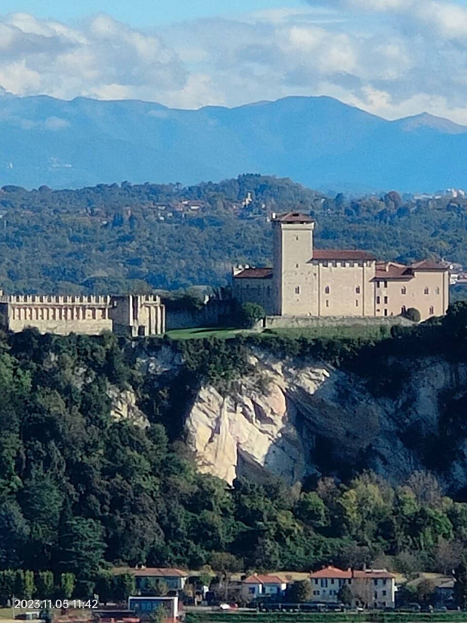 Ground-Level Grandeur