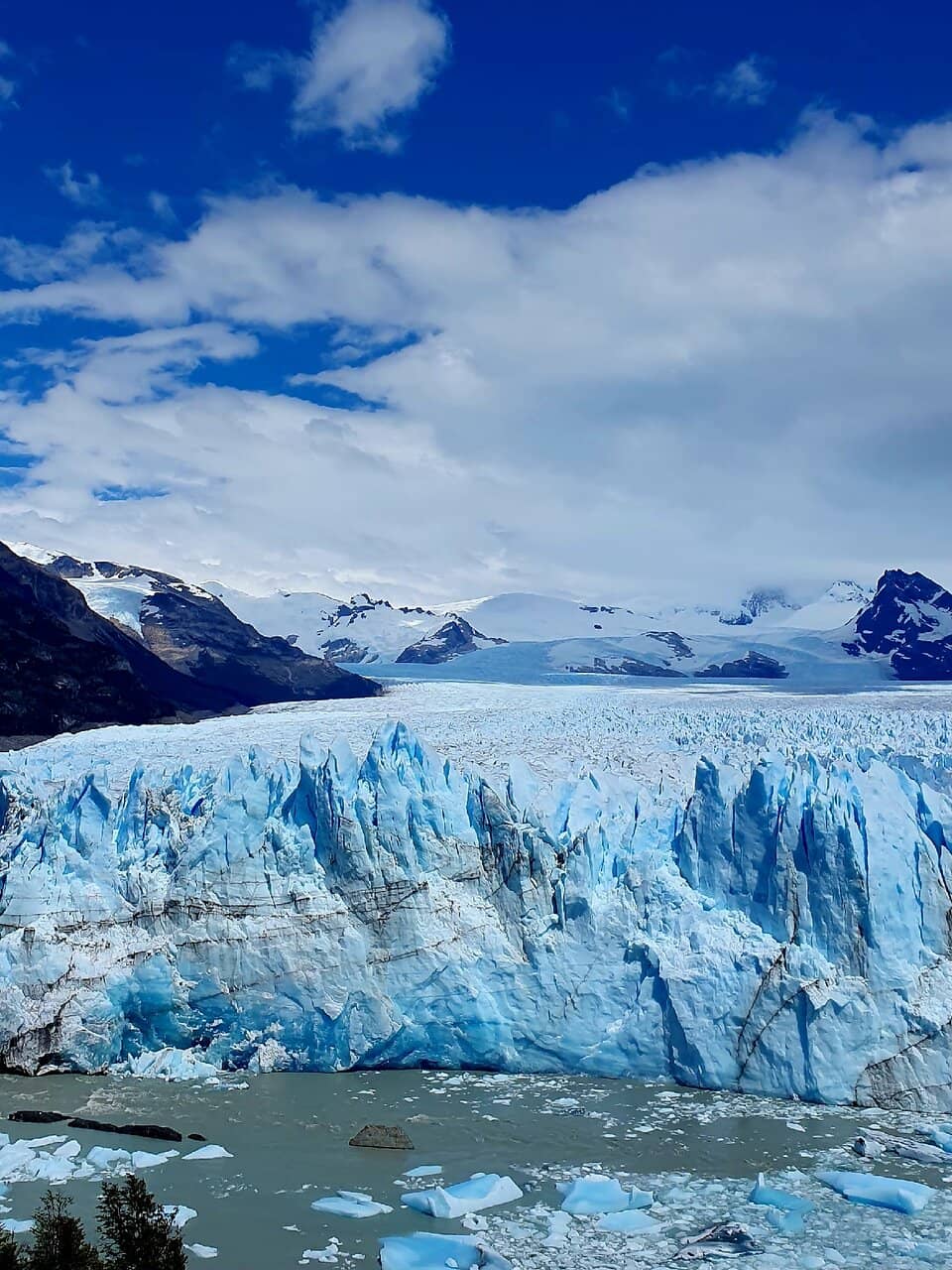Boat Tours on Lake Argentino