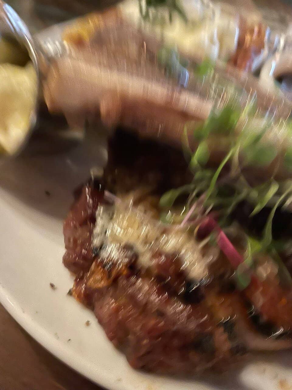 Elegant Atmosphere & Decor