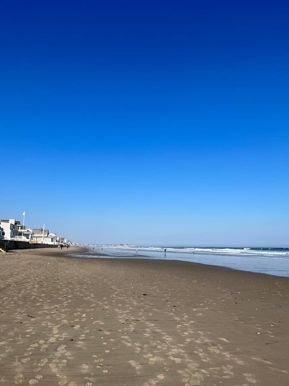 Proximity to Footbridge Beach