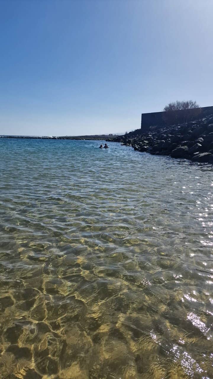 Relaxing Beachfront Dining