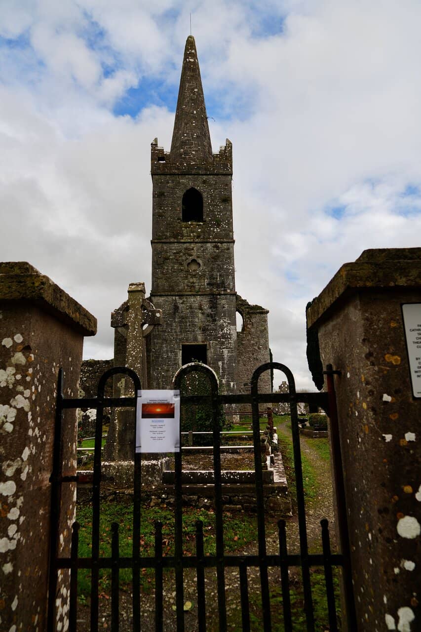 Edge of the World Vibe