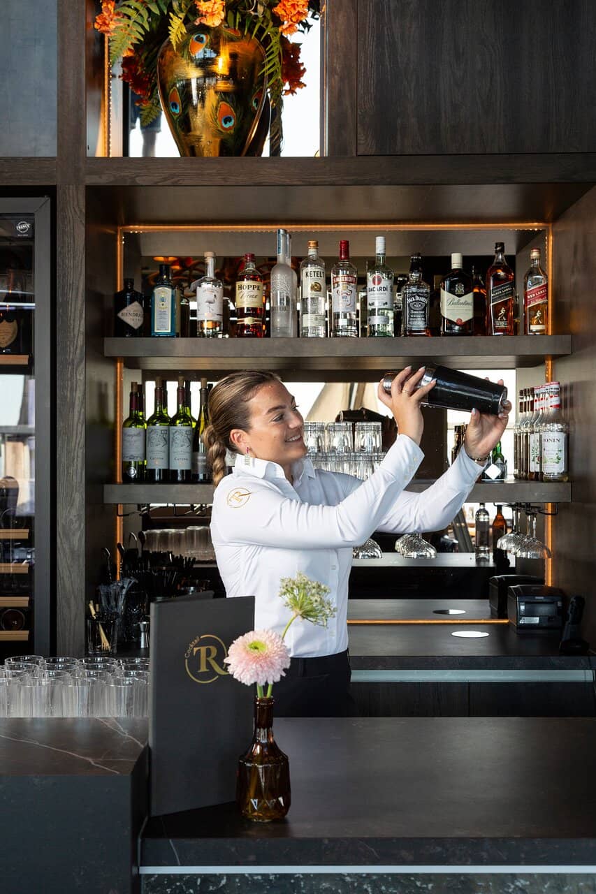 Intimate Evening Ambiance