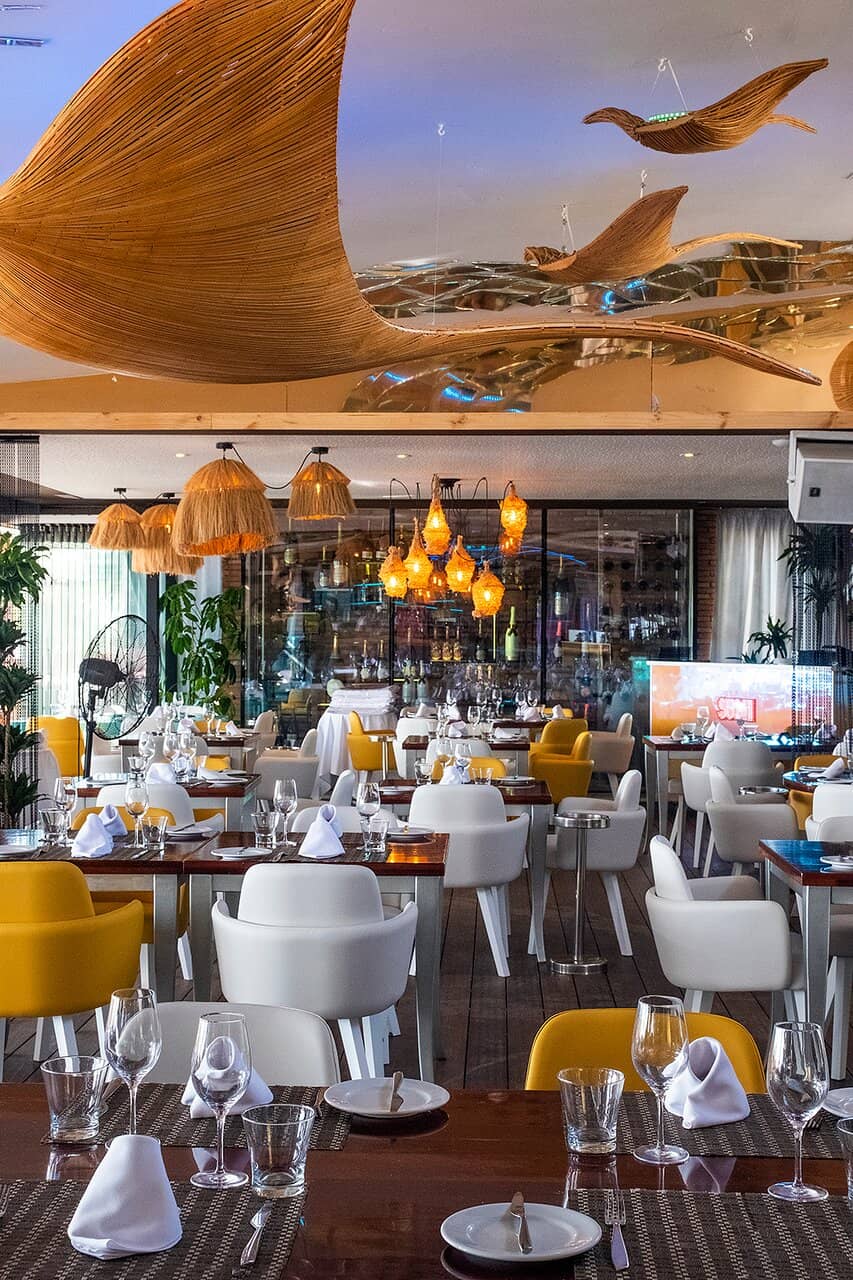 Comfortable Sunbeds & Beach Access