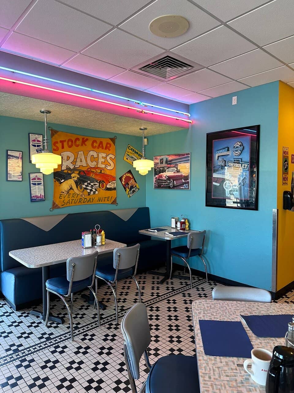 Eclectic, Artsy Atmosphere