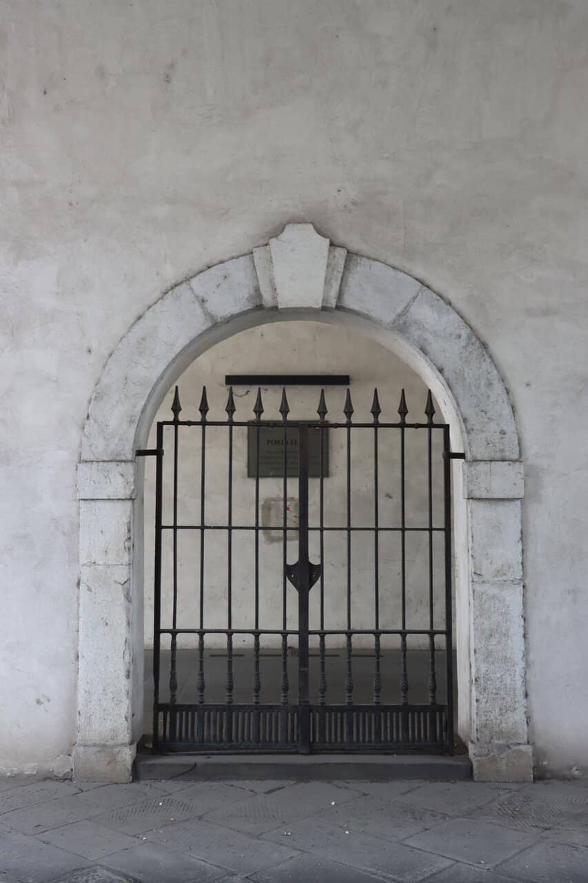 Neoclassical Grandeur