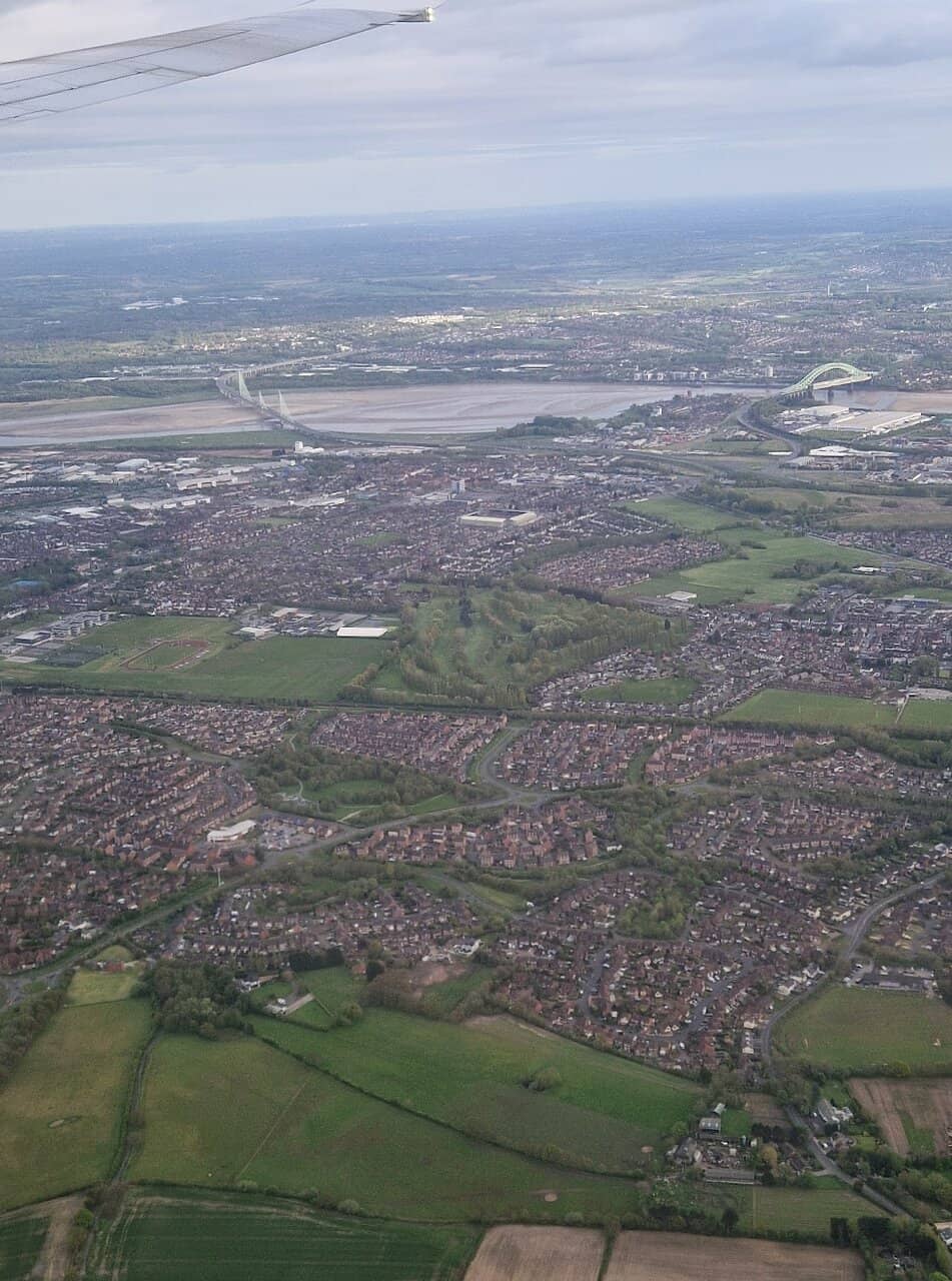 Connecting Runcorn and Widnes