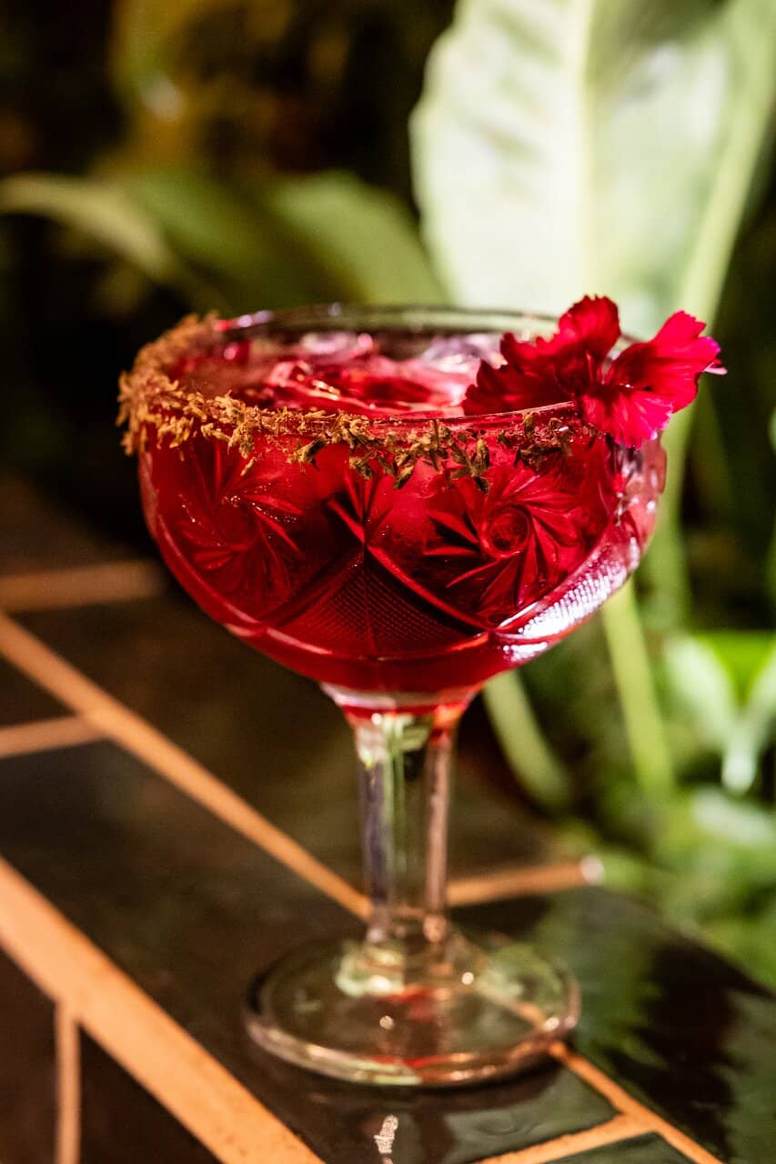 Charming Colonial Ambiance