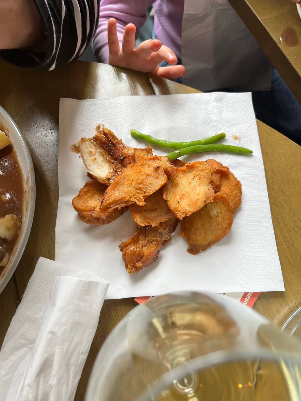 Dog-Friendly Pub with Outdoor Dining