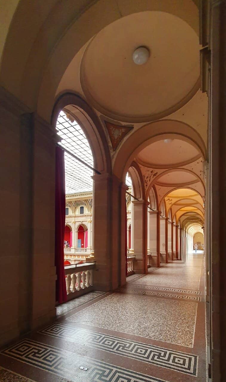 Majestic Aula