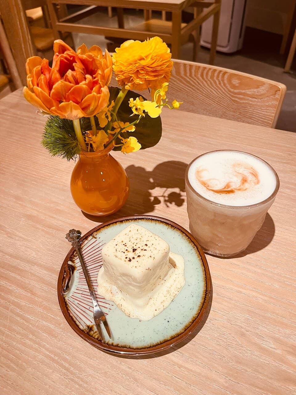 Retail and Dining Options