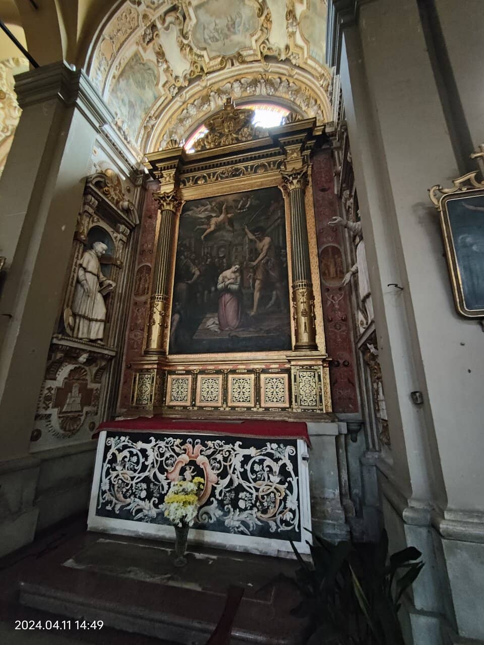 Vertical photo