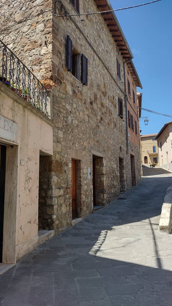 Viale dei Cipressi