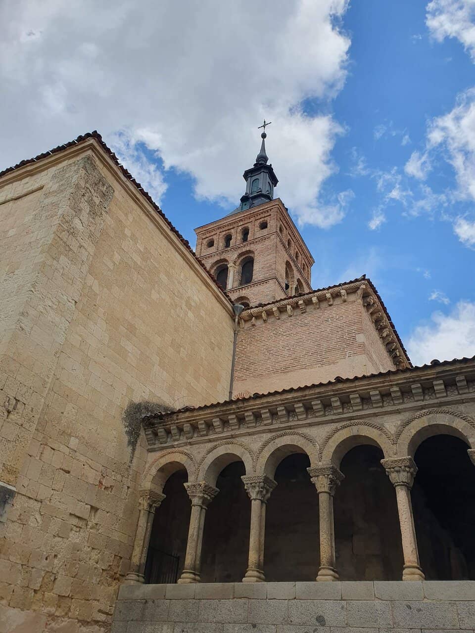 Intricate Pillar Capitals
